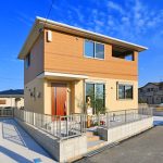 あたたかみのある色の外観 | 行橋市東泉|1階リビングのみ!広々16帖以上! あたたかみのある色の外観行橋市東泉|1階リビングのみ!広々16帖以上!