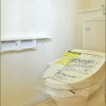 同社施工例 トイレ | 北九州市戸畑区三六町【2階ホール有り】【バルコニー2箇所】【7帖寝室】 同社施工例 トイレ北九州市戸畑区三六町【2階ホール有り】【バルコニー2箇所】【7帖寝室】